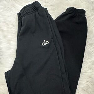 Alo yoga sweats